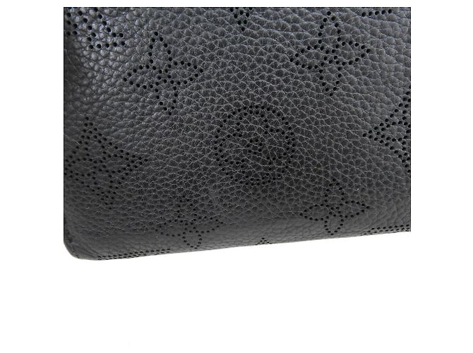 Cartera Zippy Mahina Louis Vuitton M61867 Negro - vista 7