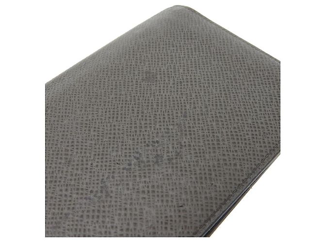 Cartera Larga Brazza en Taiga Louis Vuitton Gris - vista 5