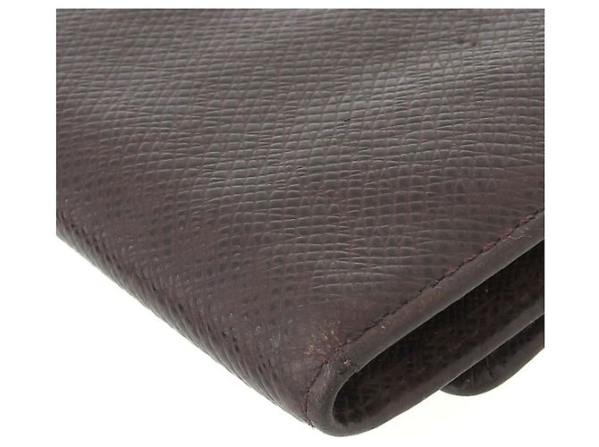 Llave Multicles 6 Taiga de Louis Vuitton Castaño - vista 3