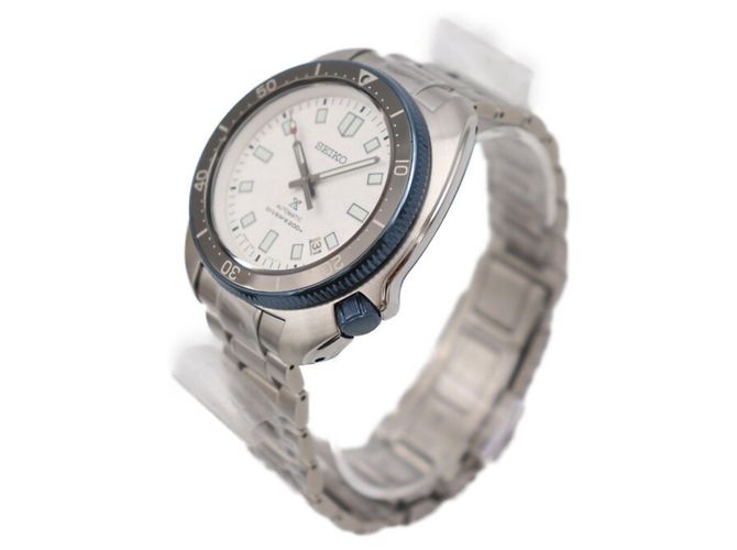 Seiko Prospex - view 3