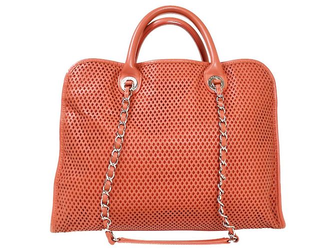 Chanel Up In The Air Top Handle Tote Pelle Perforata Large Rosa - vista 3