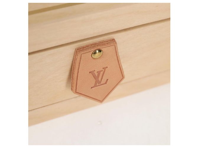LOUIS VUITTON Gioco Pegboard Vivienne Legno Beige LV Auth 126237SM - vista 11