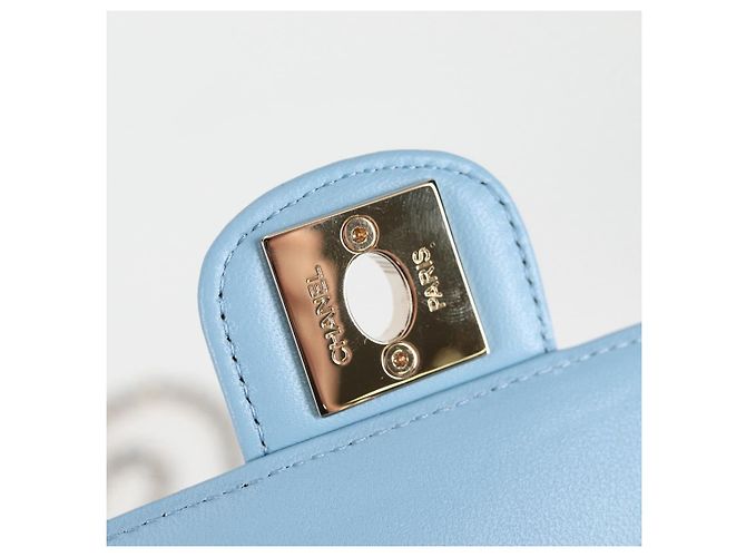 CHANEL Borsa a Spalla Matelassé con Catena in Pelle di Agnello Blu Oro CC Auth 127168SM D'oro - vista 20