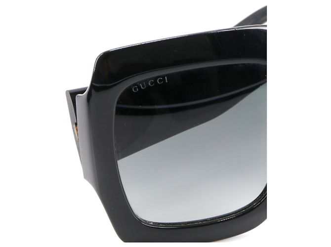 GUCCI - Occhiali da sole Gucci in plastica nera Nero - vista 4