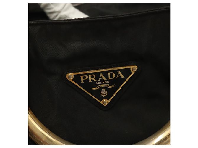 PRADA Borsa a mano in nylon nero e oro Auth bs27856 D'oro - vista 17