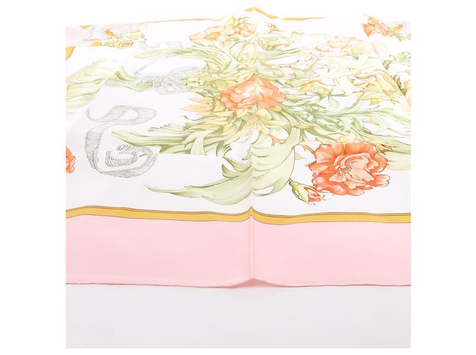 Trim Bufanda de seda Hermès Carré 90 "Regina" Rosa - vista 8