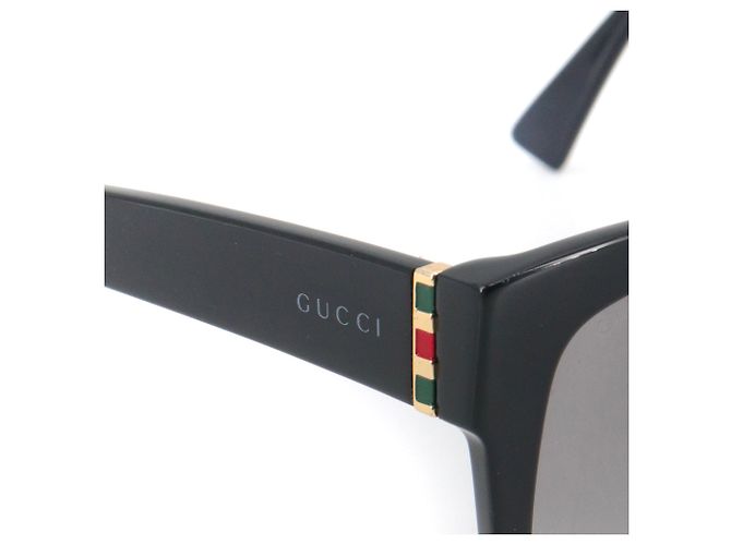 GUCCI - Occhiali da sole Gucci in plastica nera Nero - vista 3