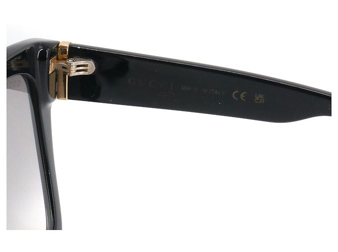GUCCI - Occhiali da sole Gucci in plastica nera Nero - vista 6