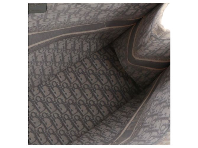 DIOR - Große Dior Book Tote Tasche aus grauem Dior Oblique Canvas - Ansicht 8