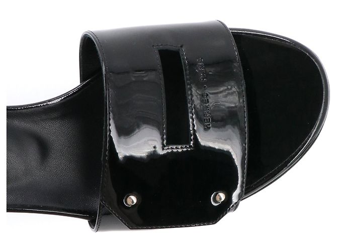 HERMÈS - Visualizza le sandali con tacco Hermès in pelle verniciata nera (T37) Nero - vista 4
