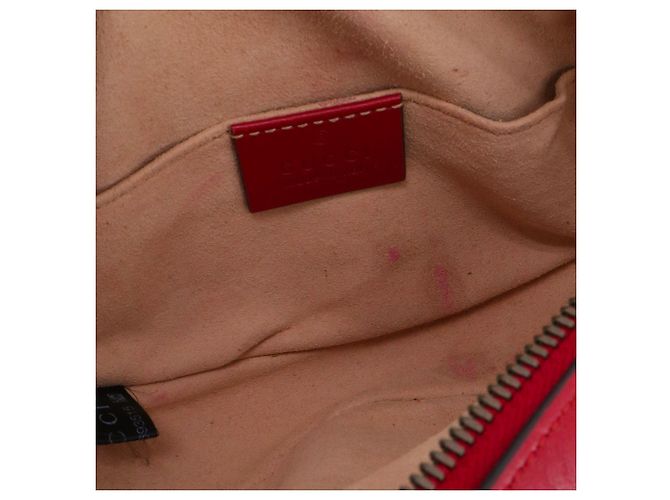 GUCCI - Marsupio GG Marmont Gucci in pelle a zigzag rossa - vista 6