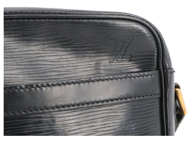 LOUIS VUITTON - Borsa a spalla Trocadéro Louis Vuitton in pelle Epi nera Nero - vista 6