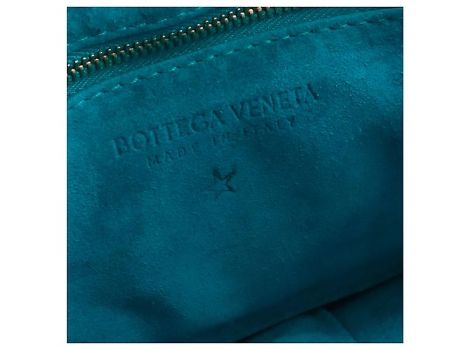 BOTTEGA VENETA - Borsa a spalla Chain Cassette in suede blu turchese - vista 8