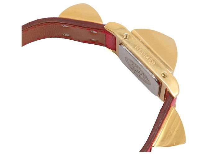 HERMÈS - Médor PM Hermès Uhr aus rotem Leder - Ansicht 4