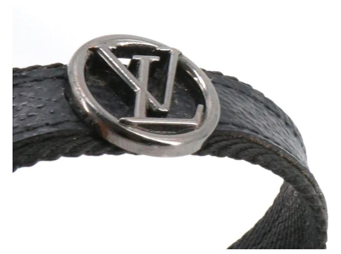 LOUIS VUITTON - Bracciale LV Circle Louis Vuitton in tela monogrammata eclipse Nero - vista 4