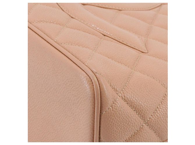 CHANEL - Borsa Medaillon Chanel in pelle caviar beige - vista 6