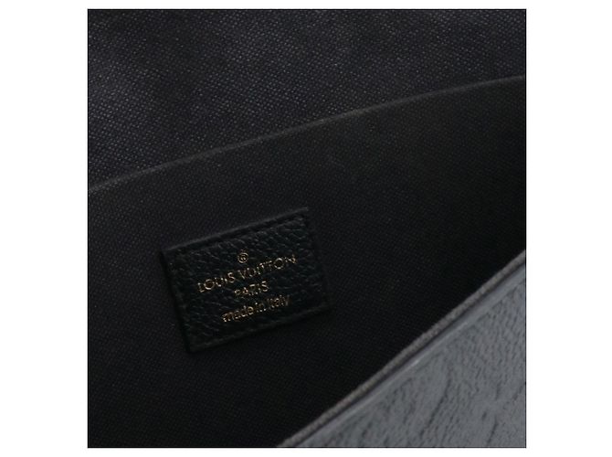 Pochette Félicie LOUIS VUITTON - Pochette Felicie di Louis Vuitton in pelle empreinte nera Nero - vista 9