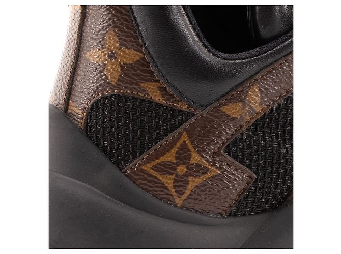 LOUIS VUITTON - Sneakers Archlight Louis Vuitton in pelle e tela monogrammata (T37.5) Nero - vista 4
