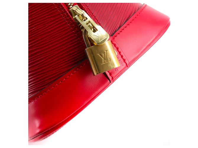 LOUIS VUITTON - Borsa Louis Vuitton Alma PM in pelle Epi rossa Rosso - vista 6