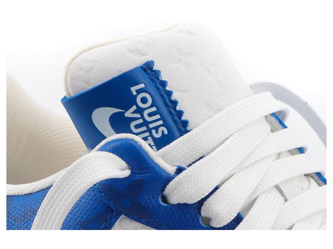 LOUIS VUITTON - Sneakers Air Force One Louis Vuitton x Nike in pelle bianca e blu (T41) - vista 5