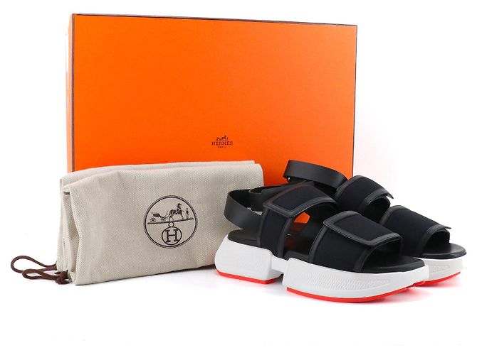 HERMÈS - Sandali Hermès Geek in pelle nera (Taglia 38) Nero - vista 6
