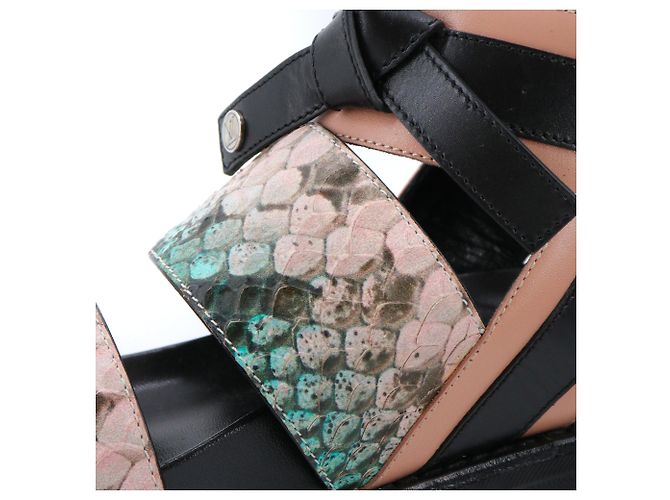 LOUIS VUITTON - Sandali Gamble Diva Louis Vuitton in pitone multicolore (T37) - vista 5
