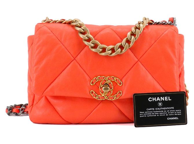 CHANEL - Borsa a spalla Chanel 19 in pelle arancione - vista 10
