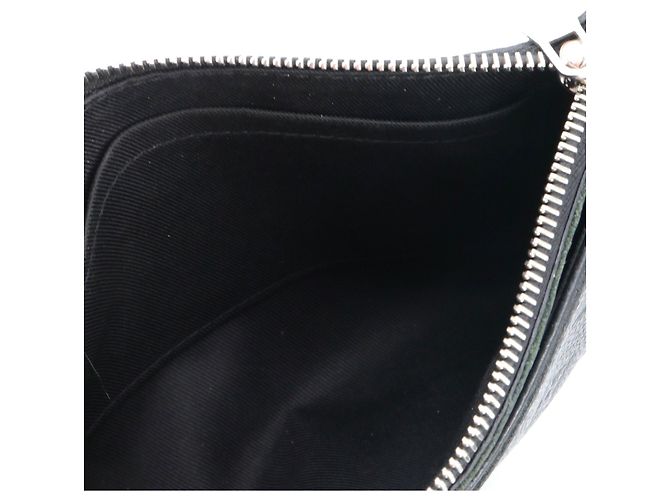 LOUIS VUITTON - Borsa a spalla Pallas Louis Vuitton in pelle empreinte nera Nero - vista 9