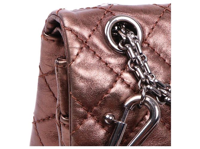 CHANEL - Borsa a spalla piccola Cargo 2.55 in pelle bronzo rugosa - vista 7