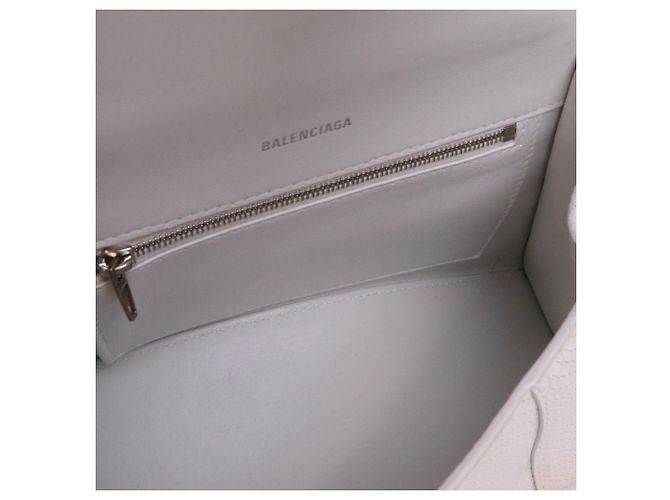 BALENCIAGA - Sac à épaule Hourglass Small en cuir blanc embossé python - vue 9