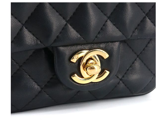 CHANEL - Chanel Classic/Timeless micro shoulder bag in black smooth leather - view 6