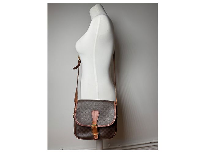 Triomphe Céline Vintage Celine Monogramm Leder Umhängetasche braun - Ansicht 13
