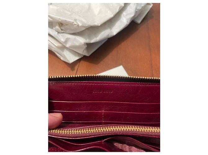Cartera Miu Miu de piel de pelo rojo oscuro morado oscuro Burdeos - vista 4