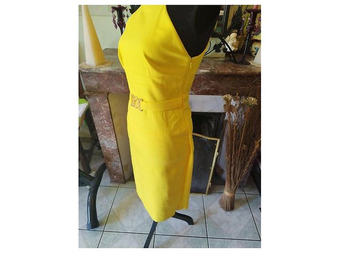 Gianni Versace Vestido bodycon amarelo Versace 42 IT - vista 11