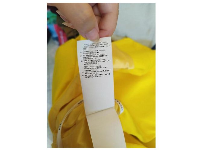 Gianni Versace Vestido bodycon amarelo Versace 42 IT - vista 4