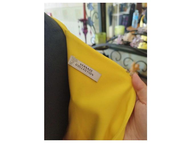 Gianni Versace Vestido bodycon amarelo Versace 42 IT - vista 8