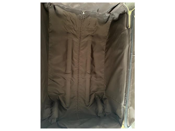 Louis Vuitton Grande valigia monogramma Pesca Marrone scuro - vista 10