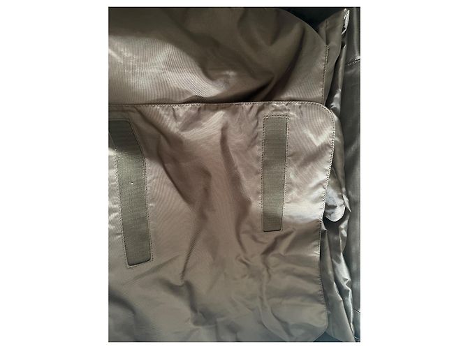 Louis Vuitton Grande valigia monogramma Pesca Marrone scuro - vista 12