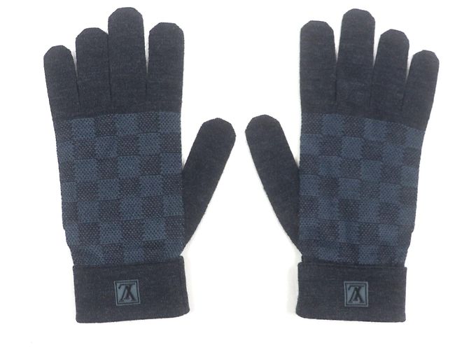 Louis Vuitton Damier Graphite Wool Gloves Grey - view 2