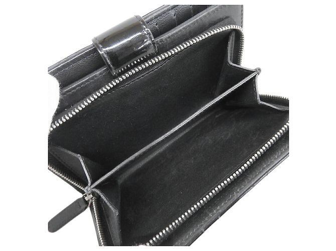 Schwarze Emaille Brieftasche Chanel A48667 - Ansicht 4