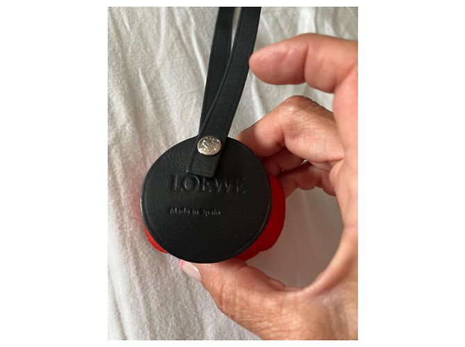 Charm in pelle rosa Loewe Rosso - vista 3