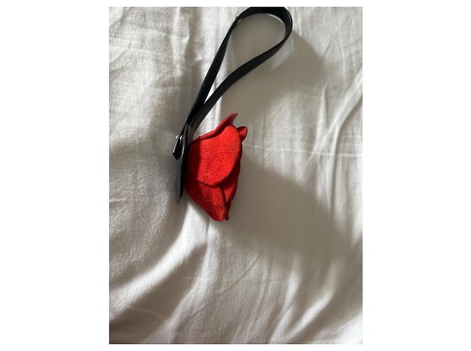 Charm in pelle rosa Loewe Rosso - vista 4
