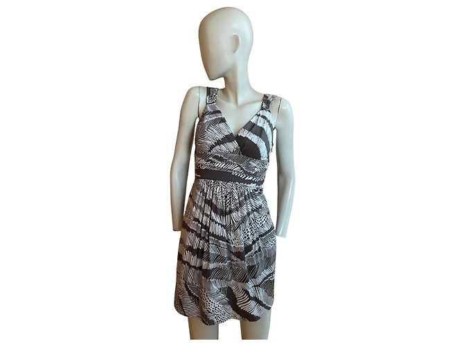 ✨ BCBG Max Azria Petites Kleid mit grafischem Muster Größe 36 ✨ Creme Dunkelbraun - Ansicht 6