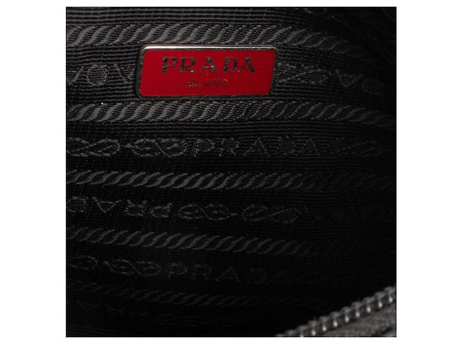 PRADA - Borsa a spalla Re-Edition 2000 Prada in re-nylon nero - vista 6