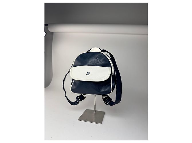 Vintage Courreges Paris Leder Rucksack navy und weiß - Ansicht 10