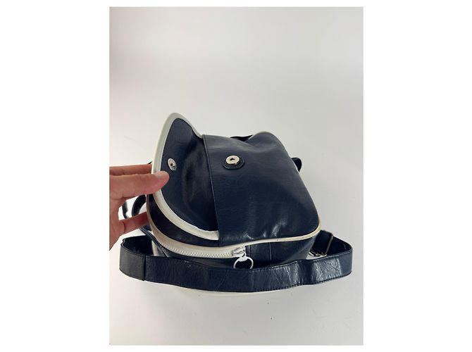 Vintage Courreges Paris Leder Rucksack navy und weiß - Ansicht 9
