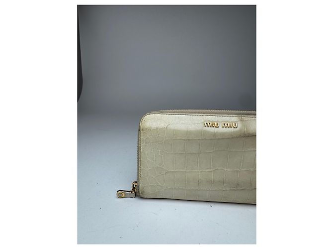 Vintage Miu Miu Leather wallet white - view 4