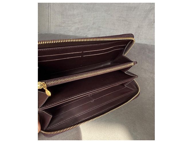 Portafoglio Louis Vuitton Zippy Vernis Viola Scuro - vista 11