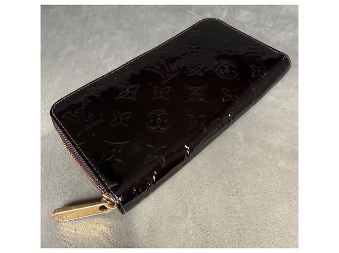 Portafoglio Louis Vuitton Zippy Vernis Viola Scuro - vista 4