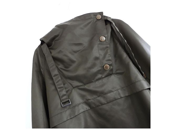 Chaqueta deportiva con capucha de nylon brillante Louis Vuitton Caqui - vista 7